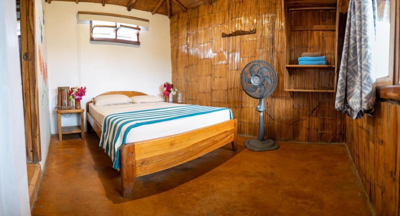 Hostal Rutamar Canoa Exterior foto